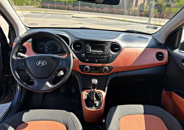 Hyundai i10 cena 23500 przebieg: 123000, rok produkcji 2013 z Kobyłka małe 232